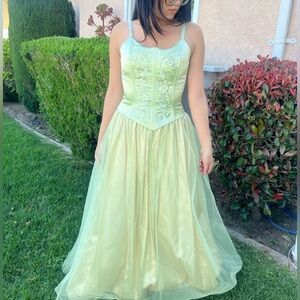 Jessica McClintock Light Green Prom Dress